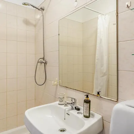 Casa Brasil 2 Bdr With Balcony By Lovelystay Apartamento Portimão