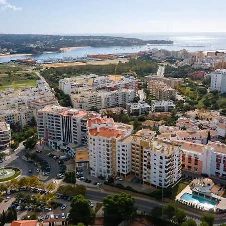 Casa Brasil 2 Bdr With Balcony By Lovelystay Lägenhet Portimão