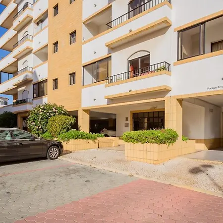 Apartment Casa Brasil 2 Bdr With Balcony By Lovelystay Portimao