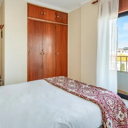 Casa Brasil 2 Bdr With Balcony By Lovelystay Portimao
