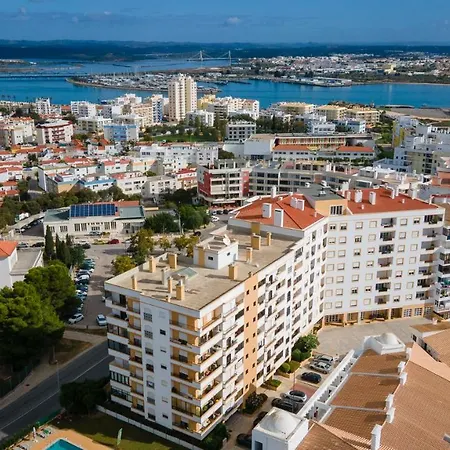 Casa Brasil 2 Bdr With Balcony By Lovelystay